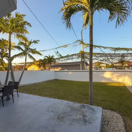 May Special! 4Br - Private Yard & Grill, Near Coral Gables & Mia Airport