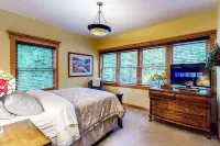 9 Bdrm Premiere Luxury Estate Sleep 26 Movie Theater, Pool,Spa,Game Rm,Steam Rms