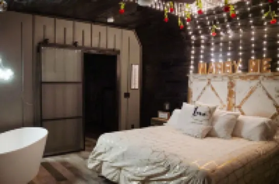 Exclusive Couples Getaway with Romantic Amenities, Private & Beautiful A-Frame