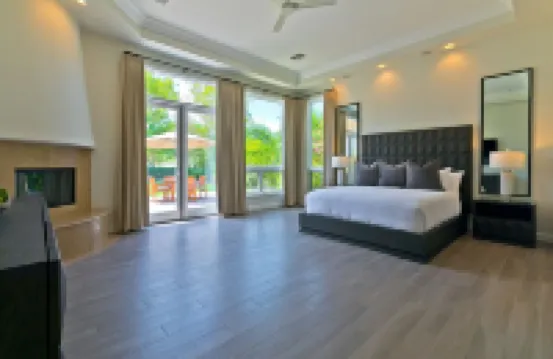 Contemporary PGA West Retreat on Greg Norman Course with West Mountain Views