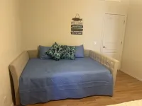 3 Bed/2 Bath Pool Home Close to Everything with boat parking Hotel in zona Star Nursery Garden Center