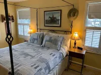 Large 2 Story Lake Home Hotels in Fulton County