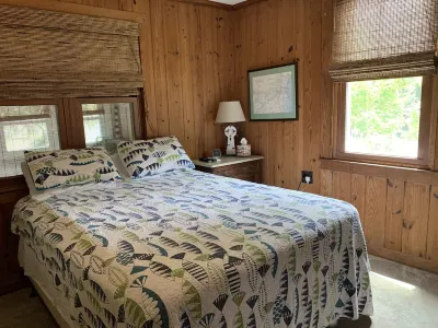 Coastal Cottage across from the beach. Pet friendly! Fully fenced in yard. Hotels near Public Beach Access - 3rd St.W