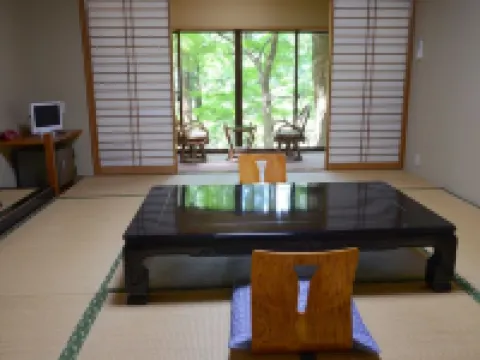 湯谷温泉　旅館　翠明 新城のホテル