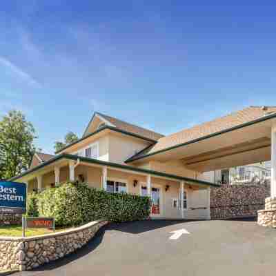 Best Western Cedar Inn Suites Hotel Exterior