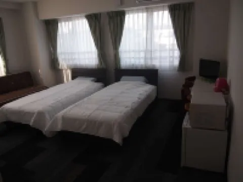 商務旅館 Hopeful 鄰近宮崎台的酒店