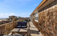 Gatsby's - Heated Plunge Pool & Hot Tub in Obp, Sleeps 26, Steps from the Beach