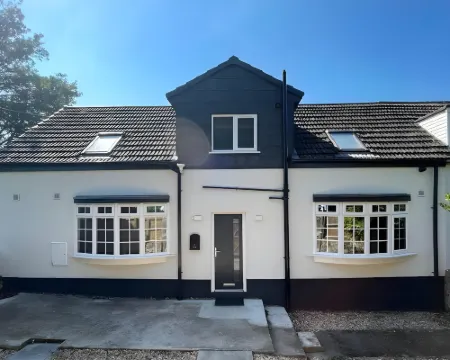 Elms Cottage Hotels in Spalding