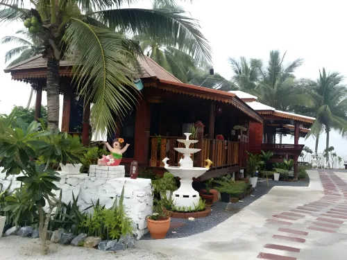 S.N. Plytorn Beach Hotel