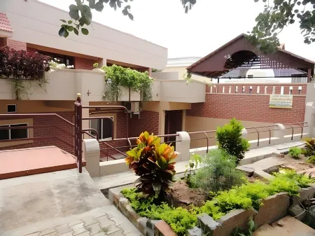 Tulips Homestay Mysore Отели рядом с достопримечательностью «Shweta Varahaswamy Temple»