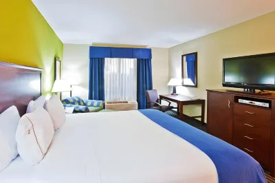 Holiday Inn Express & Suites Ooltewah Springs-Chattanooga Hotels in Collegedale