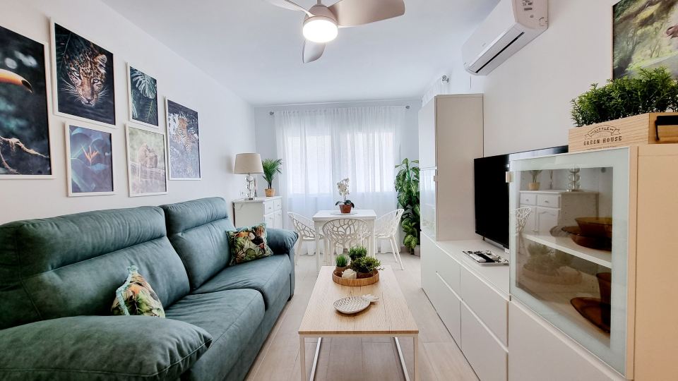 Modern and Cozy Apartment Just Steps from Los Locos Beach