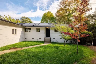 Casita Sonoma: Enchanting remodeled 3BD/2BA home, Chef's kitchen, modern style Hotels near WineZooloo