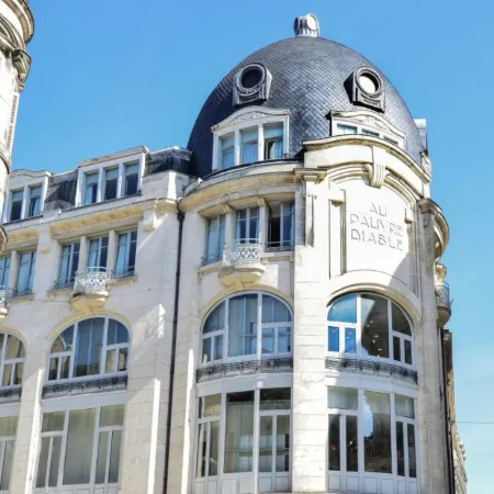 City Loft Dijon Отели рядом с достопримечательностью «Медицинский центр при Университете Бургундии в Дижоне»