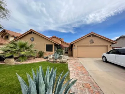 Waterfront, LuxuryVilla with Private Pool- 챈들러 길버트 커뮤니티 대학 - 페코스 캠퍼스 주변 호텔