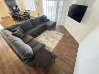 Beautiful, cozy home minutes from Laughlin and the river!!