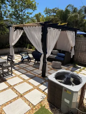 Modern 4BR Lux Home, family friendly 4 blocks from JAX Beach and close to Mayo