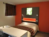 Logis Hôtel & Restaurant les Perce-Neige Отели в г. Фурне-Бланшерош