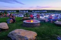 Huck Finn #26 Hotel a Rutland Township