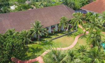 The Nouveau Chumphon Beach Resort and Golf