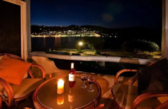 Karavos Sea View Apartments