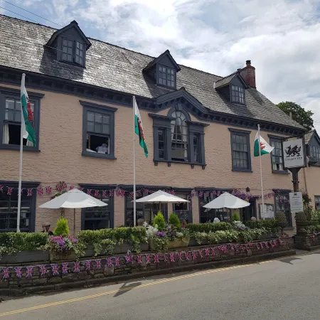 Dragon Inn