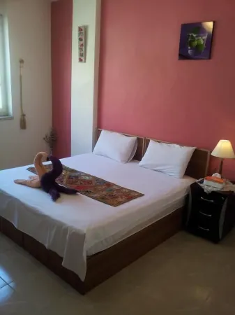 Jordan River Hotel Отели рядом с достопримечательностью «Площадь Хашемит»