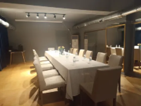 Udi Hotel
