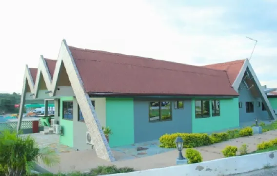 Mama Lee's Lodge - Yamoransa Hotels in 