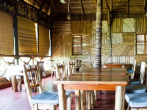 Elephant Hab Lodge Hotels in Bunyaruguru