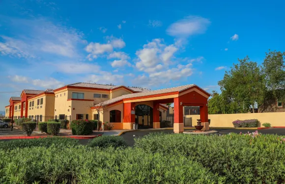 鳳凰城經濟旅館