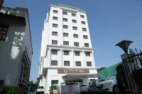 The Acura BMK Hotels in Old Gurgaon