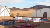 Bivouac Karim Sahara Hôtels à : Zagora