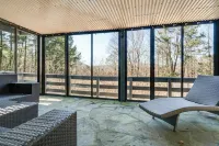 Mtn. Retreat Watch Leaves Change from Hot Tub on the Deck. Min to Town, Pvt