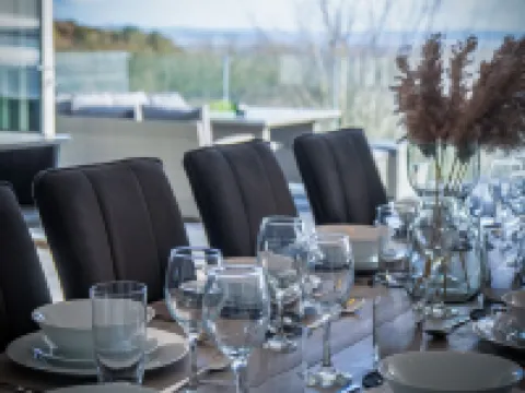Sunrise - 5 Bedroom Home - Pendine Hotels in Pendine