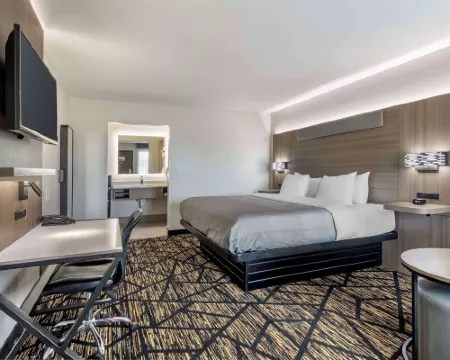 ควอลิตี้ อินน์แอนด์สวีทส์ ย่านมหาวิทยาลัยเอเธนส์ โรงแรมในเอเธนส์