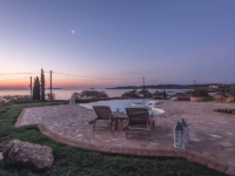 Beautiful Villa Near Sea in Peloponnese