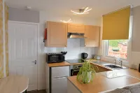 Pet Friendly Sleeps 3 Chalet Bridlington Free Elec Hotels in Carnaby