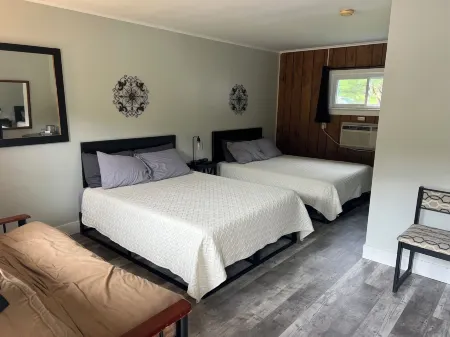 Colton Point Motel Отели рядом с достопримечательностью «Парк Пакер»