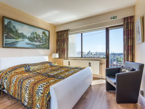 Authentic Marina View Stay