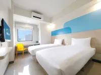 Hop Inn Hotel North Edsa Quezon City Hotels near The Elements at Centris