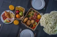 BJ81 Suite Hotel Hotels in Siofok