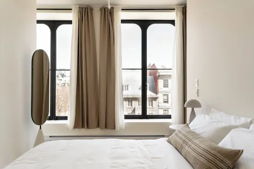 Maison Place Jacques-Cartier by Luxury in Transit