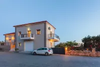 Navarino Captains Villa - Lux Private Pool Retreat Hotels in Trifillia