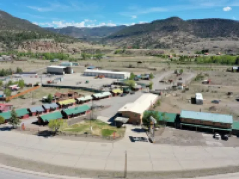 Rainbow Lodge Hotels in South Fork
