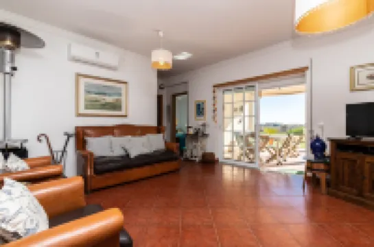 비치 프론트 뷰 아르마카오 데 페라 플랫, 테라스 있음