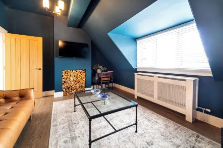 2 the Quadrant Luxury Apartments - Hoylake Отели в г. район Виррал