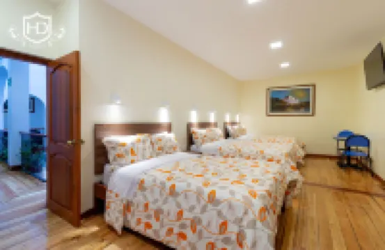Hotel David Hotels near La Alameda Park