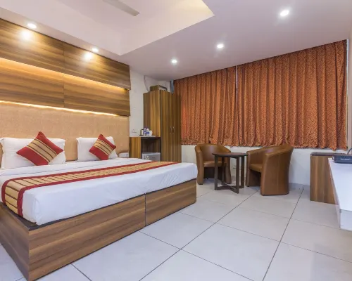 Rupam Hotel Hotels near Karol Bagh