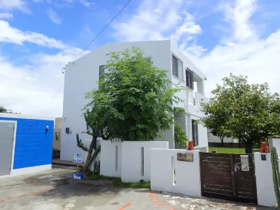 斯麥拉科斯庫裡奇民宿 Hamahiga Island Salt Factory附近的飯店
